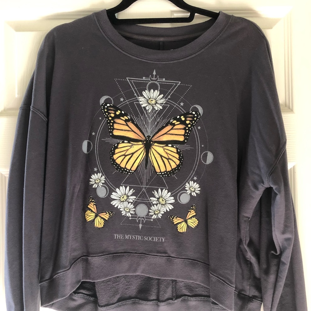 Butterfly crew neck